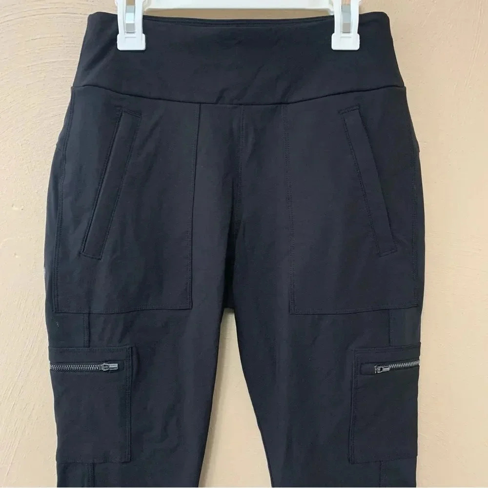 Athleta Headlands Hybrid Cargo Pants in Black Size 4 - Picture 7 of 16